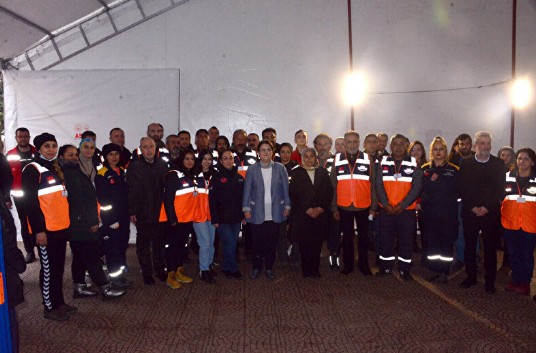 Depremin yaralarını sarmada Aile Bakanlığından büyük katkı: Bugüne kadar 89 milyon ürün dağıttık